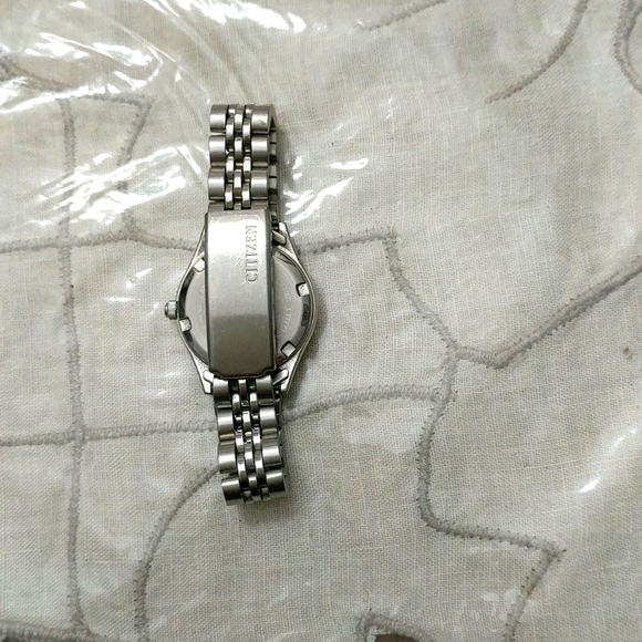 Citizen Quartz Women's watch, stainless steel 1002-S044448 - Picture 4 of 8